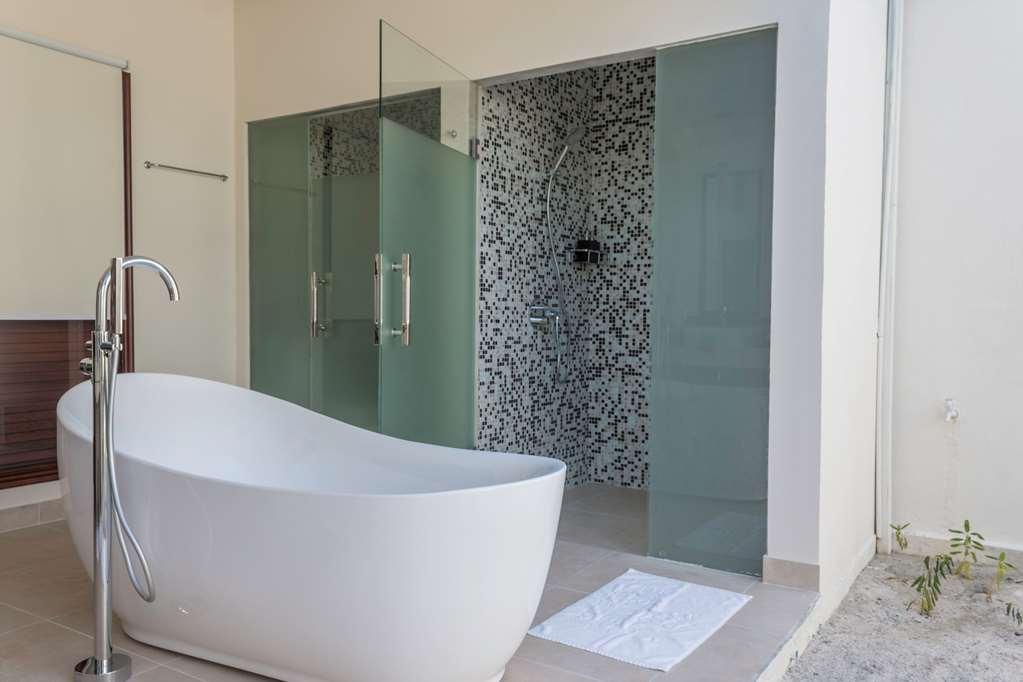 Furaveri Island Resort And Spa Muravandhoo Phòng bức ảnh